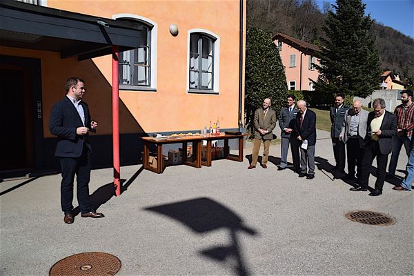 Clicca per vedere l'immagine alla massima grandezza